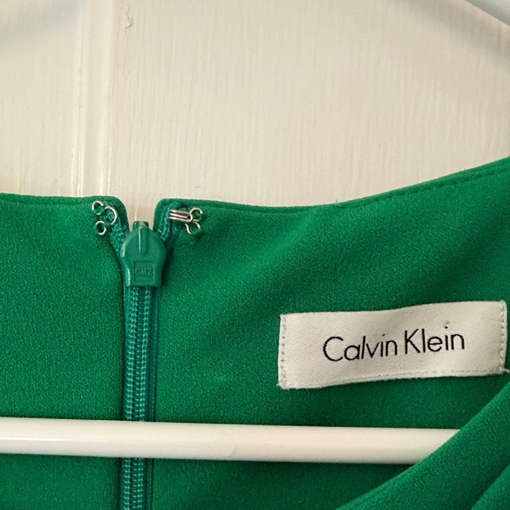Calvin Klein Kelly Green Sleeveless Sheath Dress - Picture 3 of 4